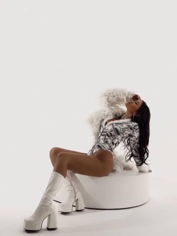 Ли Хорошенькая Блондинка фото 7